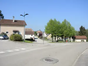 Centro da aldeia de Charbonnières-les-Sapins (© JE)