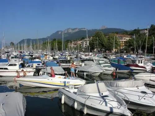 Jachthafen von Mouettes - Freizeitstätte in Évian-les-Bains