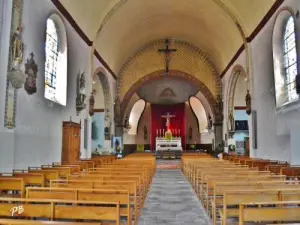 Intérieur de l'église Saint-Désir