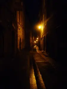 Figeac Een straat 's nachts