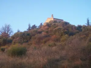 Sonnenuntergang über der Kapelle Saint-Pancrace