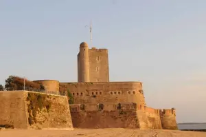 Grande Plage, fort Vauban