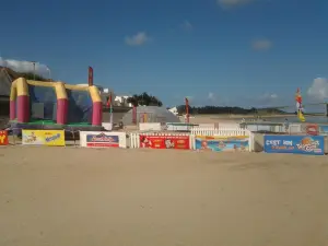 Игры на Большом пляже Fromentine
