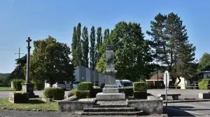 Le monument aux morts