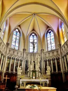 Choir of the church (© Jean Espirat)