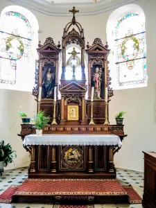 Altar of the chapel Sainte-Marguerite (© J.E)