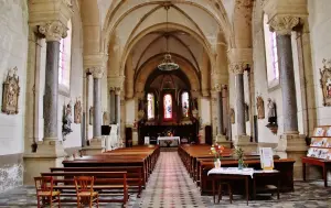 O interior da igreja