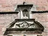 Architrave della porta della chiesa di Granges-sur-Vologne (© JE)