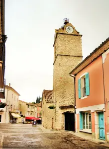 Bell torre da igreja Notre-Dame des Ormeaux (© JE)