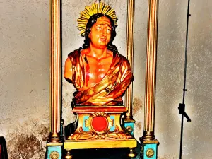 Estátua de São Sebastião, na igreja (© JE)