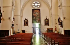 L'interno della chiesa