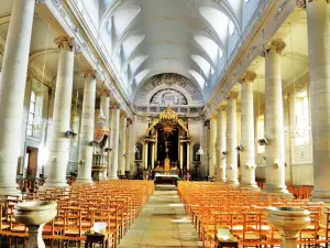 Nave de la Iglesia (© Jean Espirat)