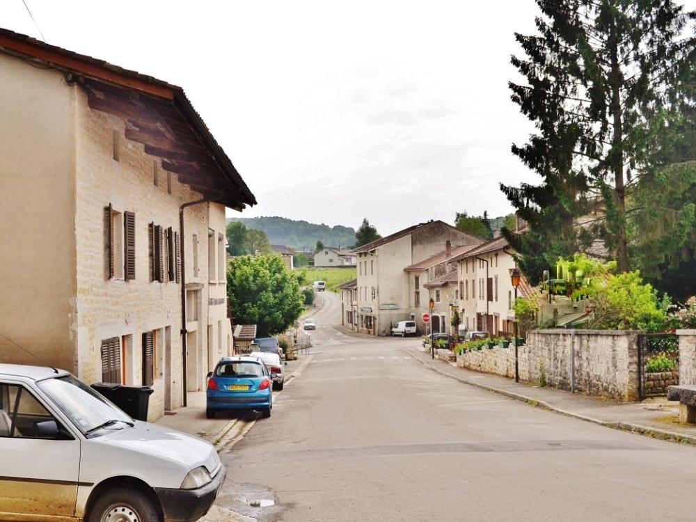 Fotos HautecourtRomanèche Turismo, Férias & Final de Semana