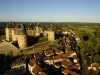 Hautefort - Tourism, holidays & weekends guide in the Dordogne