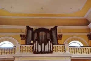 L'intérieur de l'église Saint-Michel