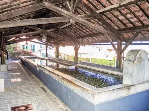 Le lavoir couvert d'Hyères (© J.E)