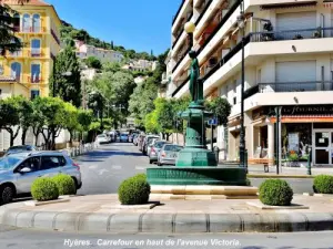 Carrefour Victoria Avenue (© Jean Espirat)