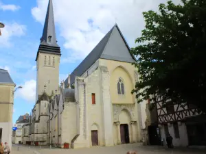 Saint-Cyr Church