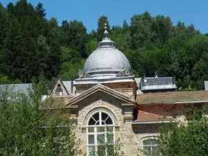 Thermes - Rear view