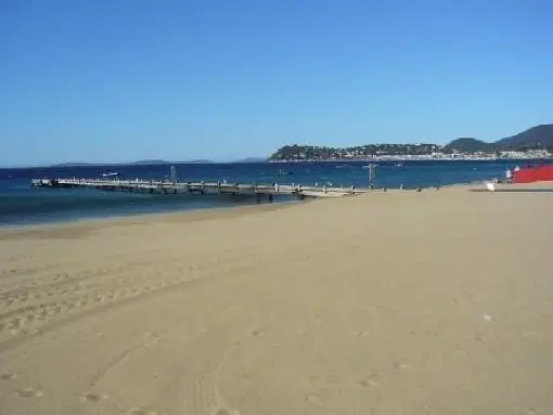 La Croix-Valmer - Ponton de la plage du Débarquement