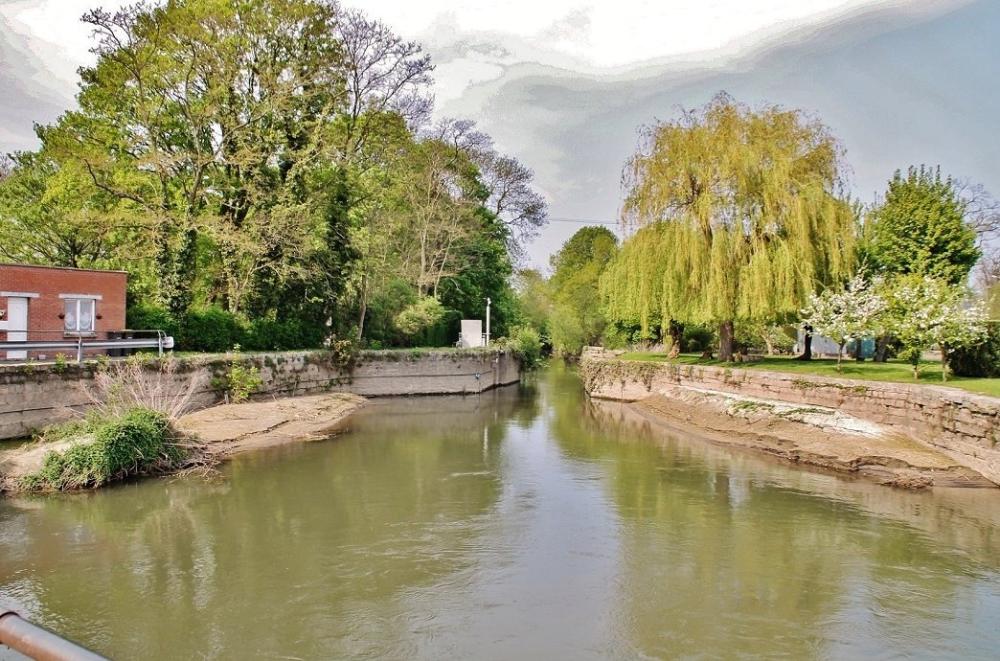 Photos La Tourism, Holidays & Weekends