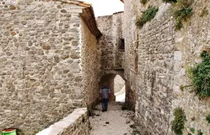 the old village of La Laupie