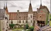 Kasteel van La Rochepot - Monument in La Rochepot