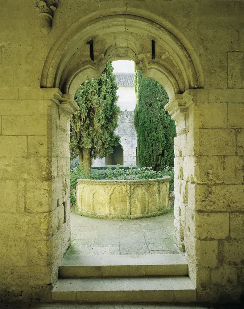 La Roque-d'Anthéron - Claustro Jardín - Abbey Silvacane