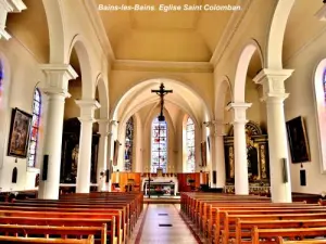 Bains-les-Bains - Nef de l'église (© Jean Espirat)