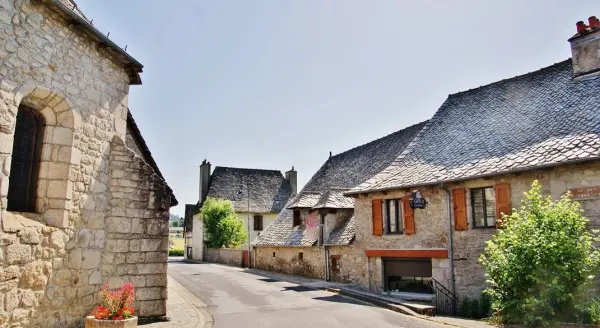 Labesserette - Guide tourisme, vacances & week-end dans le Cantal