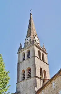 Torre sineira da igreja Saint-Julien