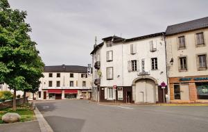 village de lacaune les bains