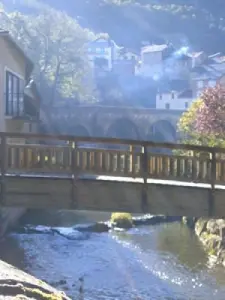 Das Dorf: Sonnenaufgang über Gijou