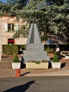 Monumento ai Caduti