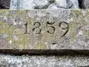 Date carved on the wooden oratory of Marquerie (© J.E)