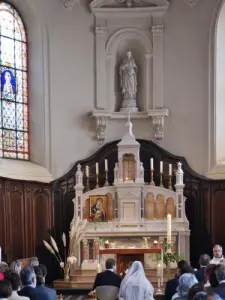 Interior da igreja Saint-Vaast