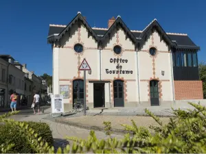 Facade of the Tourist Office of Langeais