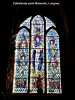 Een glas in lood raam van het koor van de kathedraal (© Jean Espirat)