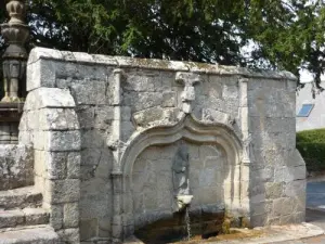 Fountain near the Church of Loguivy-lès-Lannion