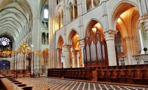 Interior da catedral