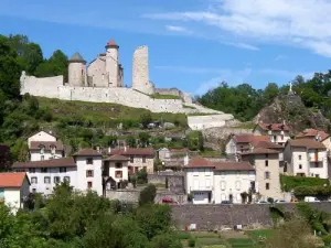 Village et château de Laroquebrou