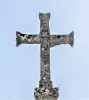 East face of the Larret cemetery cross (© JE)