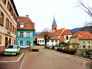 Rua principal da aldeia (© Jean Espirat)