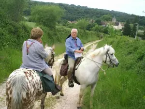 Balade à cheval vers Le Bastit