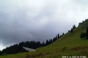 Le col du Corbier au Biot, départ de randonnée