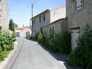 Gasse bei Le Gua