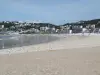 La plage vue de la digue