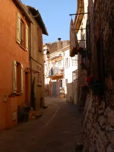 Rue de l'Horloge in Luc-en-Provence