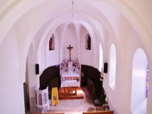 Inside Notre Dame Pourencas