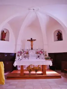 Inside Notre Dame Pourencas